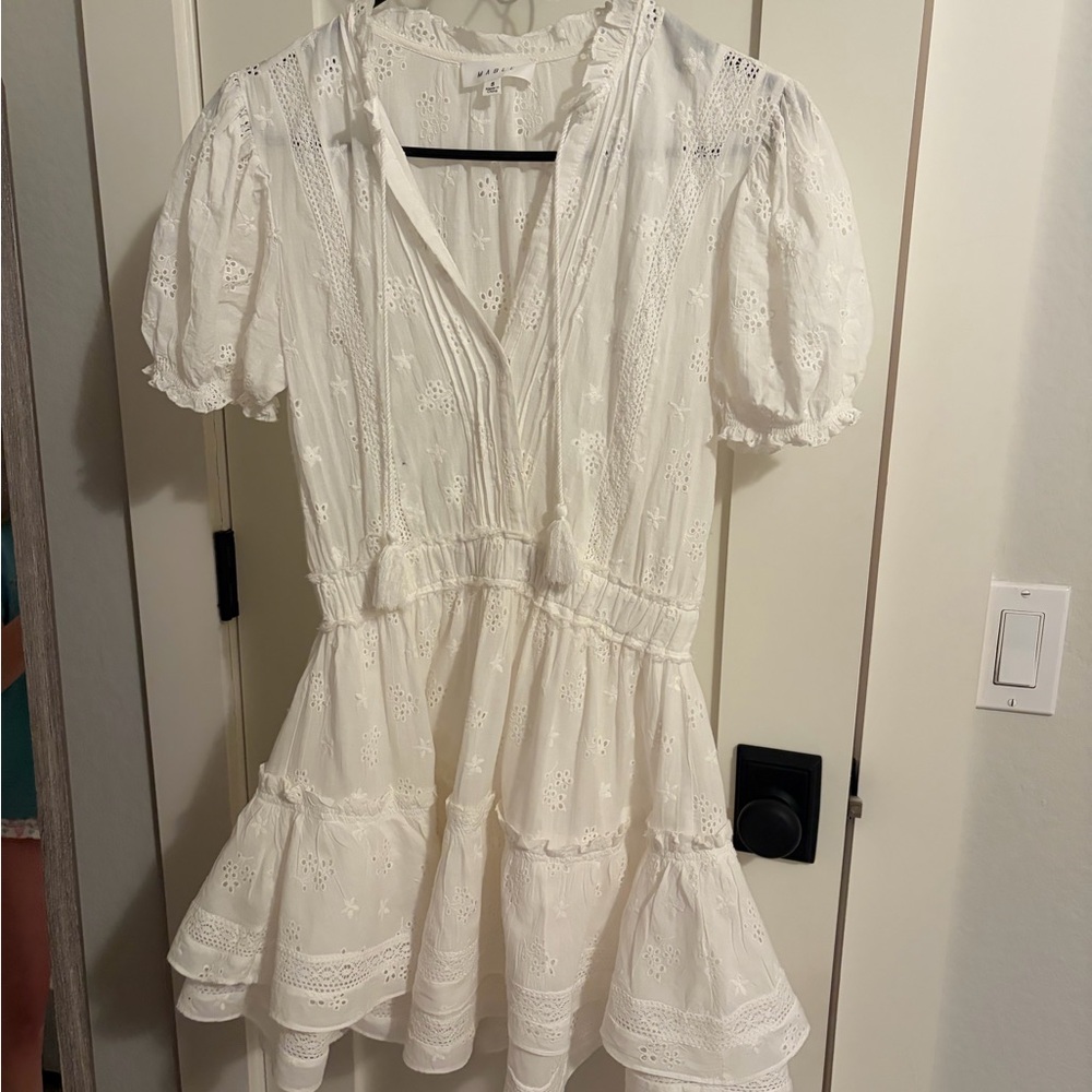 Elegant White Mini Dress